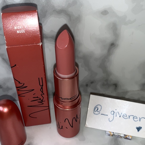 NIB NICK’S NUDE NICKI MINAJ Amplified Lipstick MAC - Picture 3 of 15